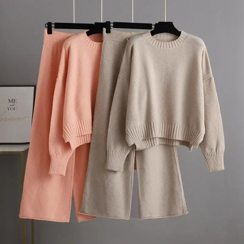 CAMILLE – SET DUE PEZZI DI MAGLIA COMODO
