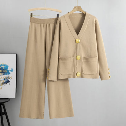 AZARIA – SET COMPLETO DI PANTALONI DI LANA CON MAGLIONE E BOTTONI DI METAL