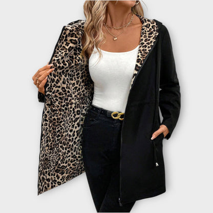 Cappotto reversibile con cappuccio e stampa leopardata