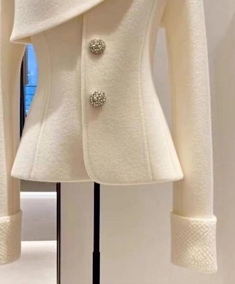 Lola | Blazer Asimétrico con bottoni