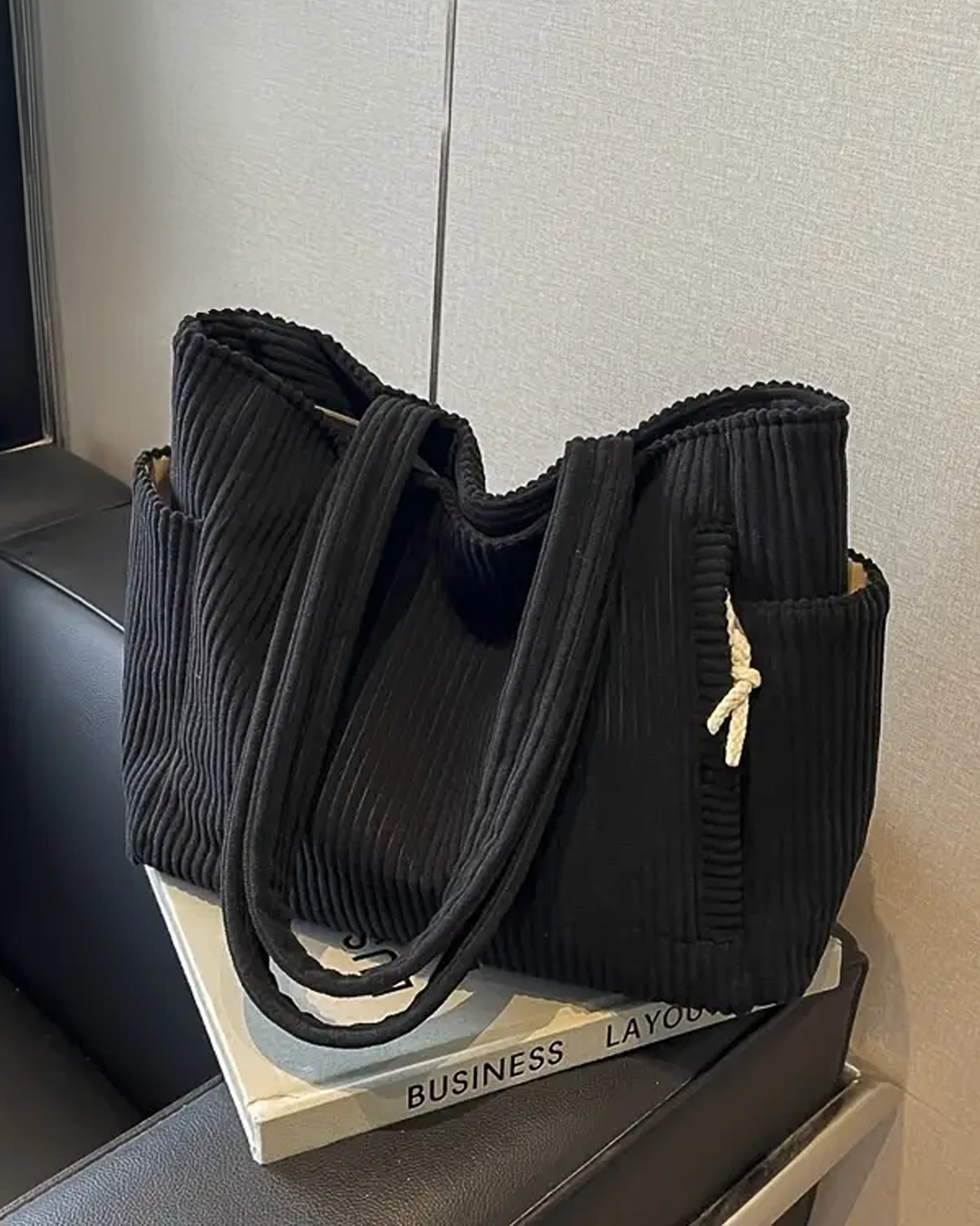 Tilda – Borsa a mano A coste con Dettaglio di Coulisse