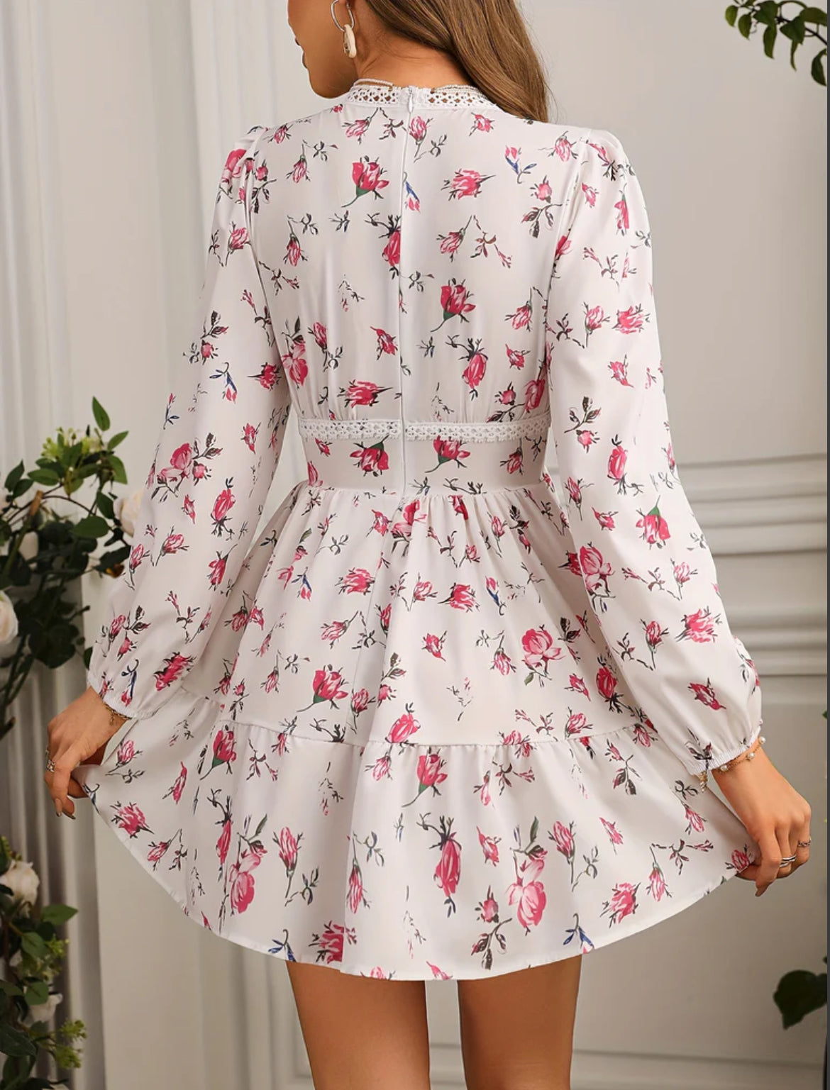 Abito mini Floreale per Donne con Maniche lunghe Abullonadas e Scollo a V