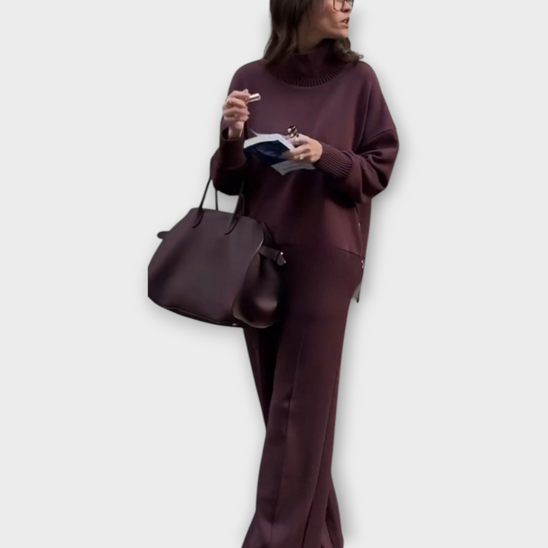 Set di Maglione Rilassato con Collo alto e Pantaloni a gamballarga