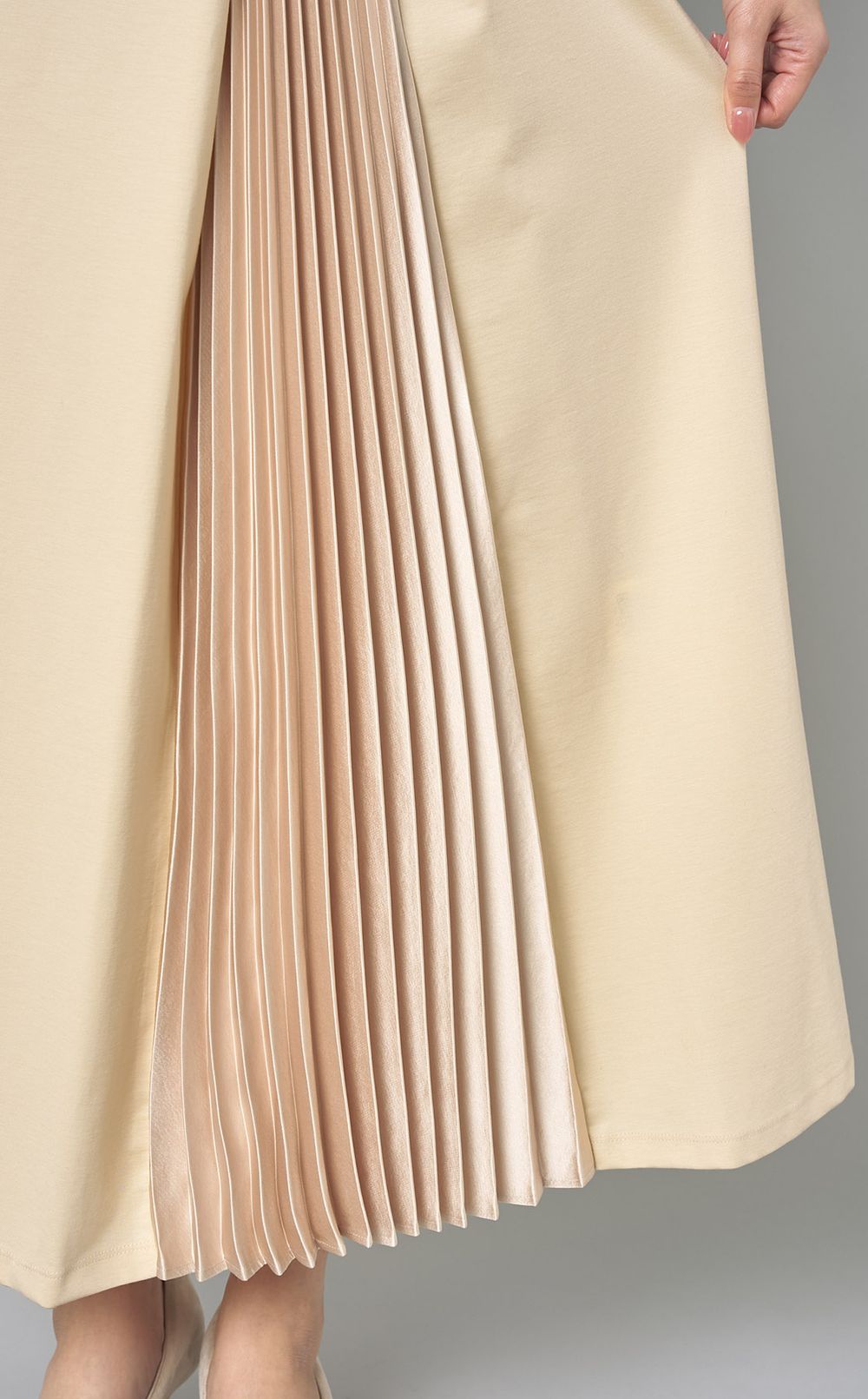 Abito in maglia con Pliegues Laterales