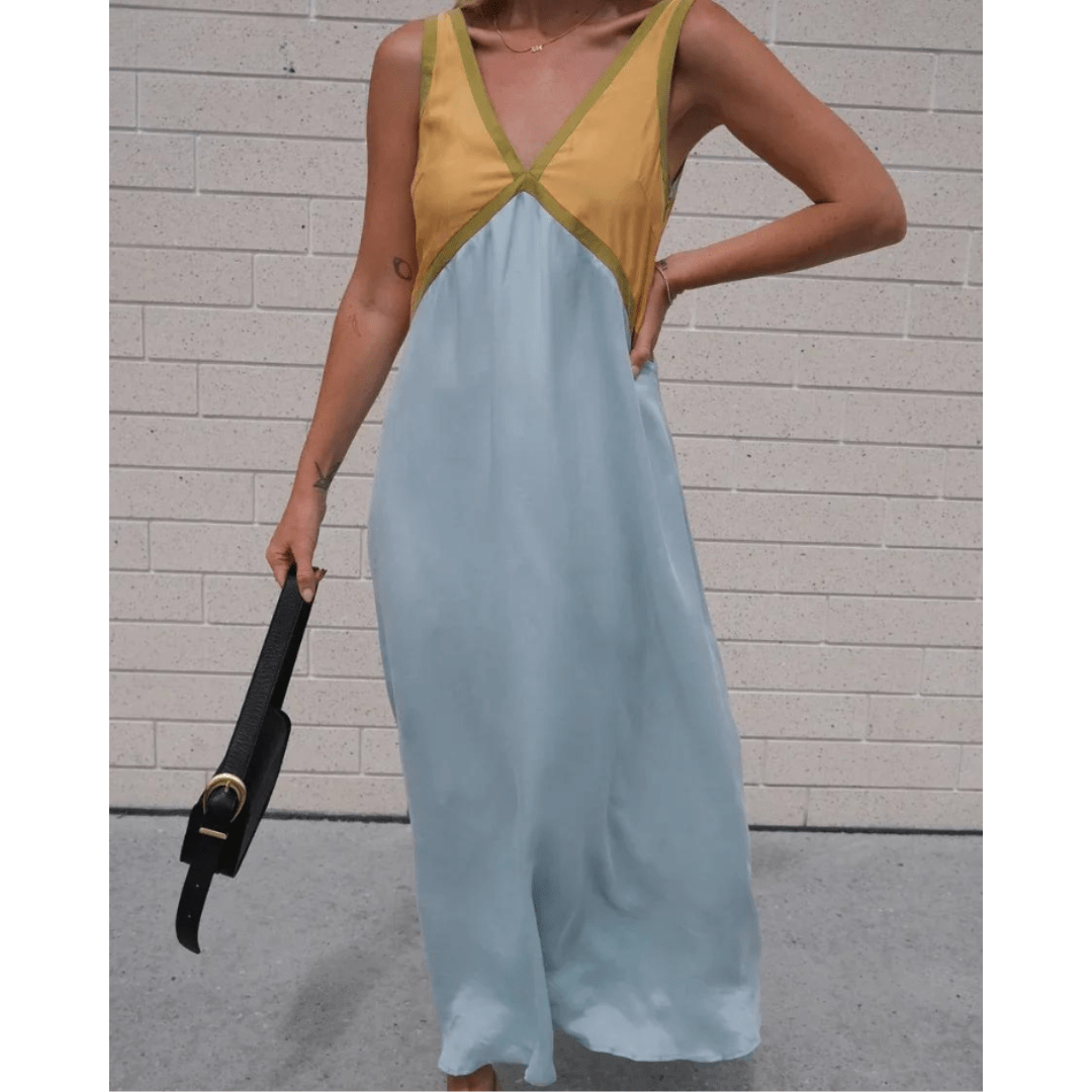 RENATA | ABITO CON SCOLLO A V