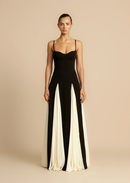 Celia | Abito maxi Elegante con Volant in Contrasto