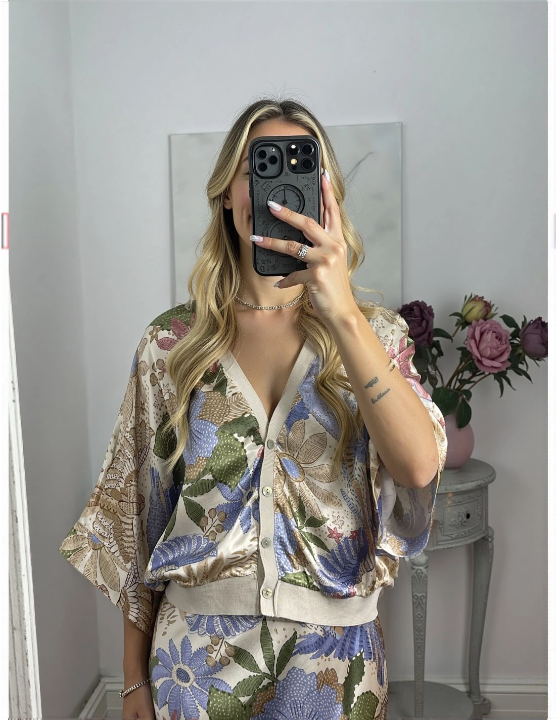 Camicia Exquisita di Satin con Stampa Floreale senza Spalle