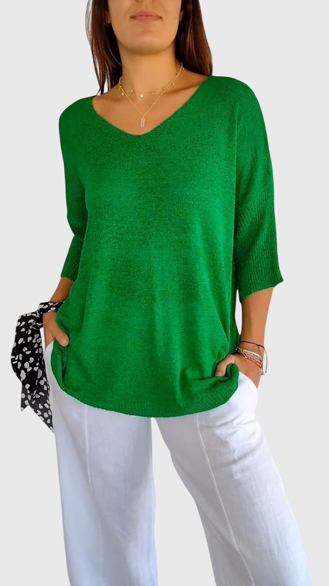 Cassandra™ | Top elegante di collo a V