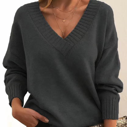 Aria | Maglione Chic con scollo a V Profundo e Vestibilità rilassata