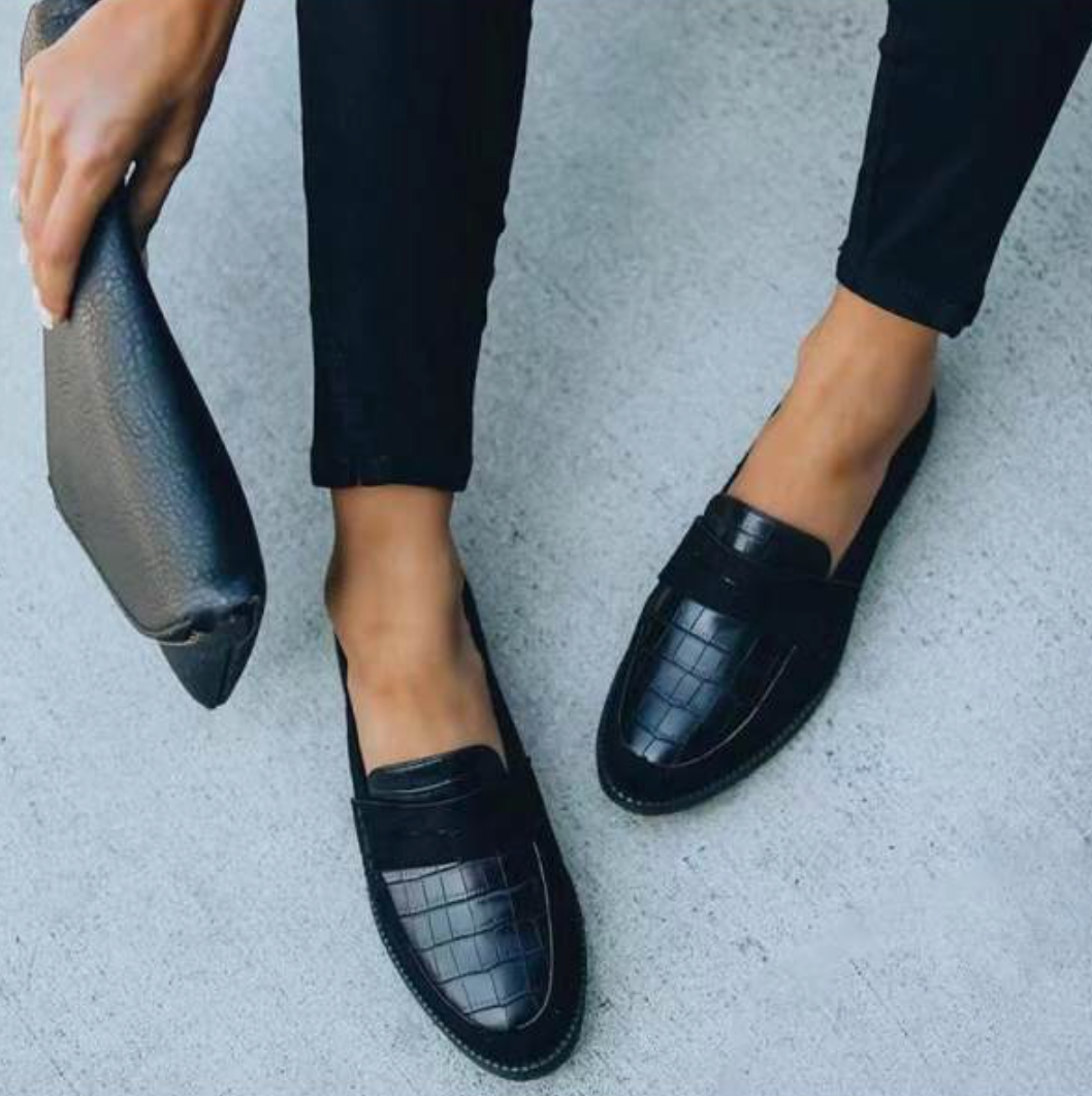 Leona - Eleganza e Comfort nel Calzature