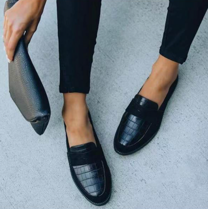 Leona - Eleganza e Comfort nel Calzature