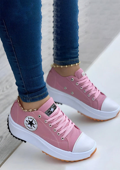Sneakers di tela – Sneakers moderne per donna