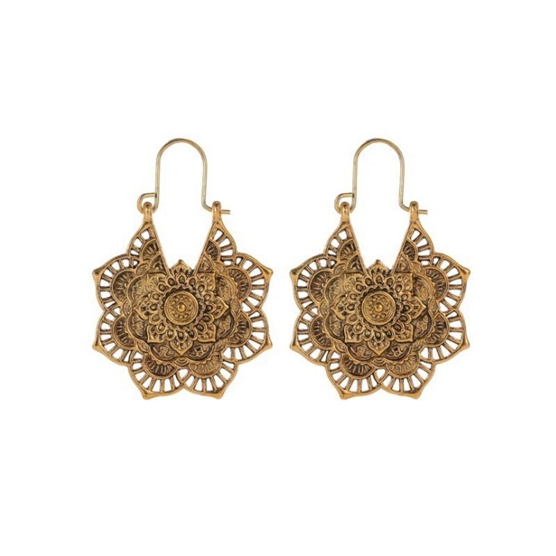 Orecchini con mandala di loto