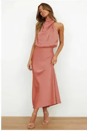 Il Abito Halter Drapado Elegante