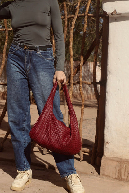 Victoria | Borsa Virale