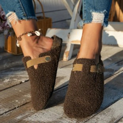 Sneakers di Casa da donna con Detalle di Fibbia e Comfort Morbida e Acogedora
