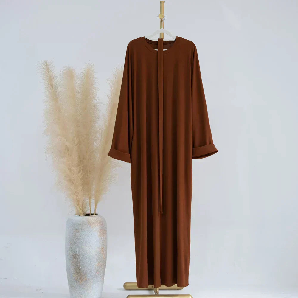 Ariane - Elegante Abaya di Maglia con Cintura e Tasche Laterales