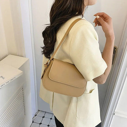Eldborg | Borsa Elegante di spalla in tonalità nude opaca