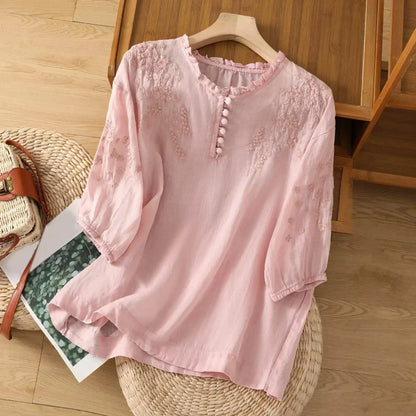 Evelyn – Blusa Ricamata con bottoni nella Parte Frontale