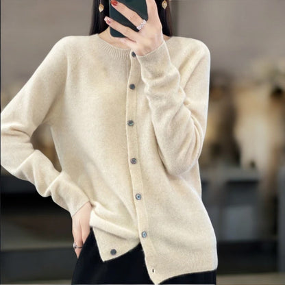 Rhea | Cardigan in merino leggero da donna | classico di ogni giorno