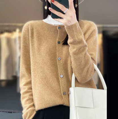 Rhea | Cardigan in merino leggero da donna | classico di ogni giorno