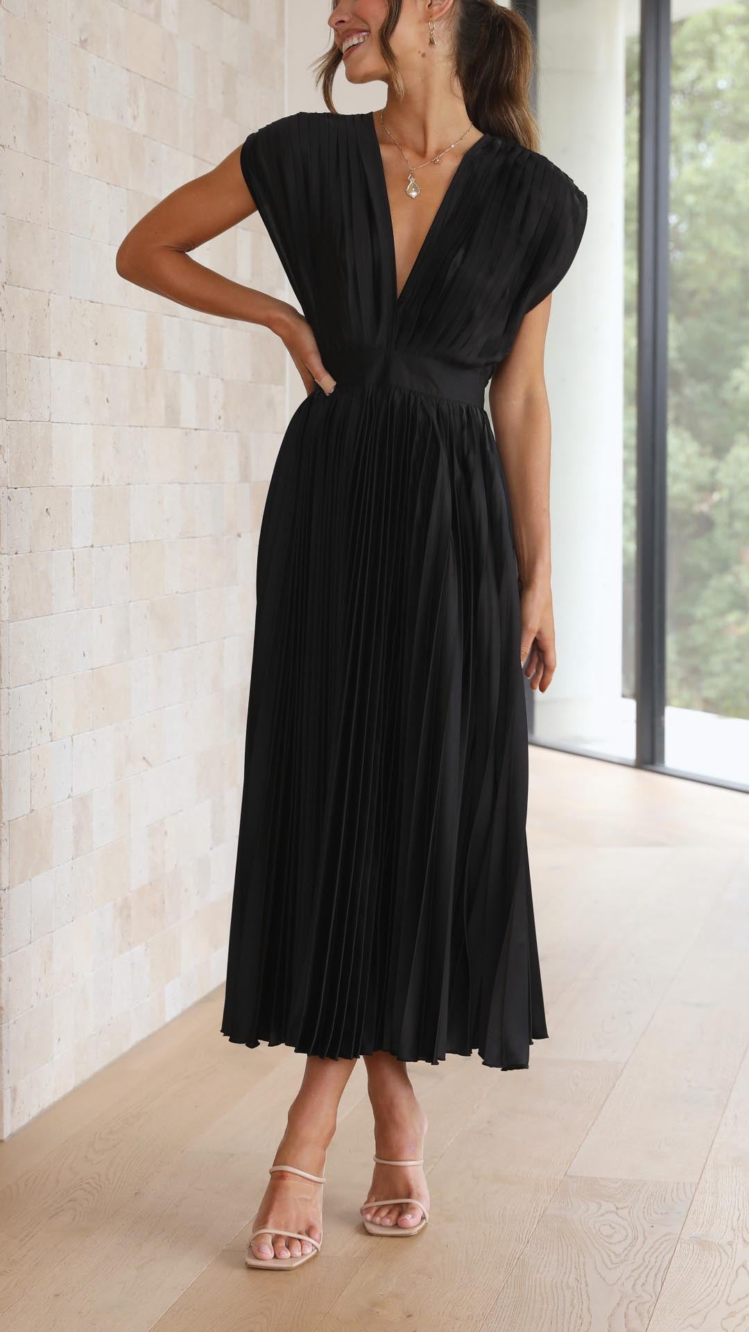 ALIYAH – ABITO MIDI PLISSETTATO ELEGANTE