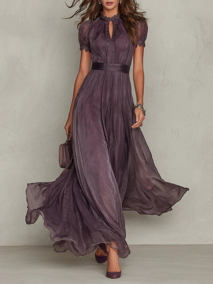 Flavia • Abito lungo viola con scollo a goccia, bordo in pizzo in chiffon
