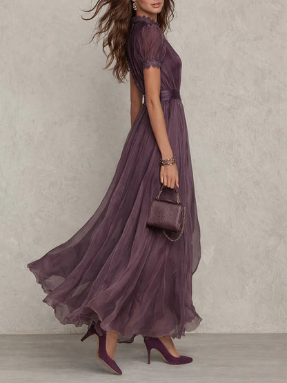 Flavia • Abito lungo viola con scollo a goccia, bordo in pizzo in chiffon