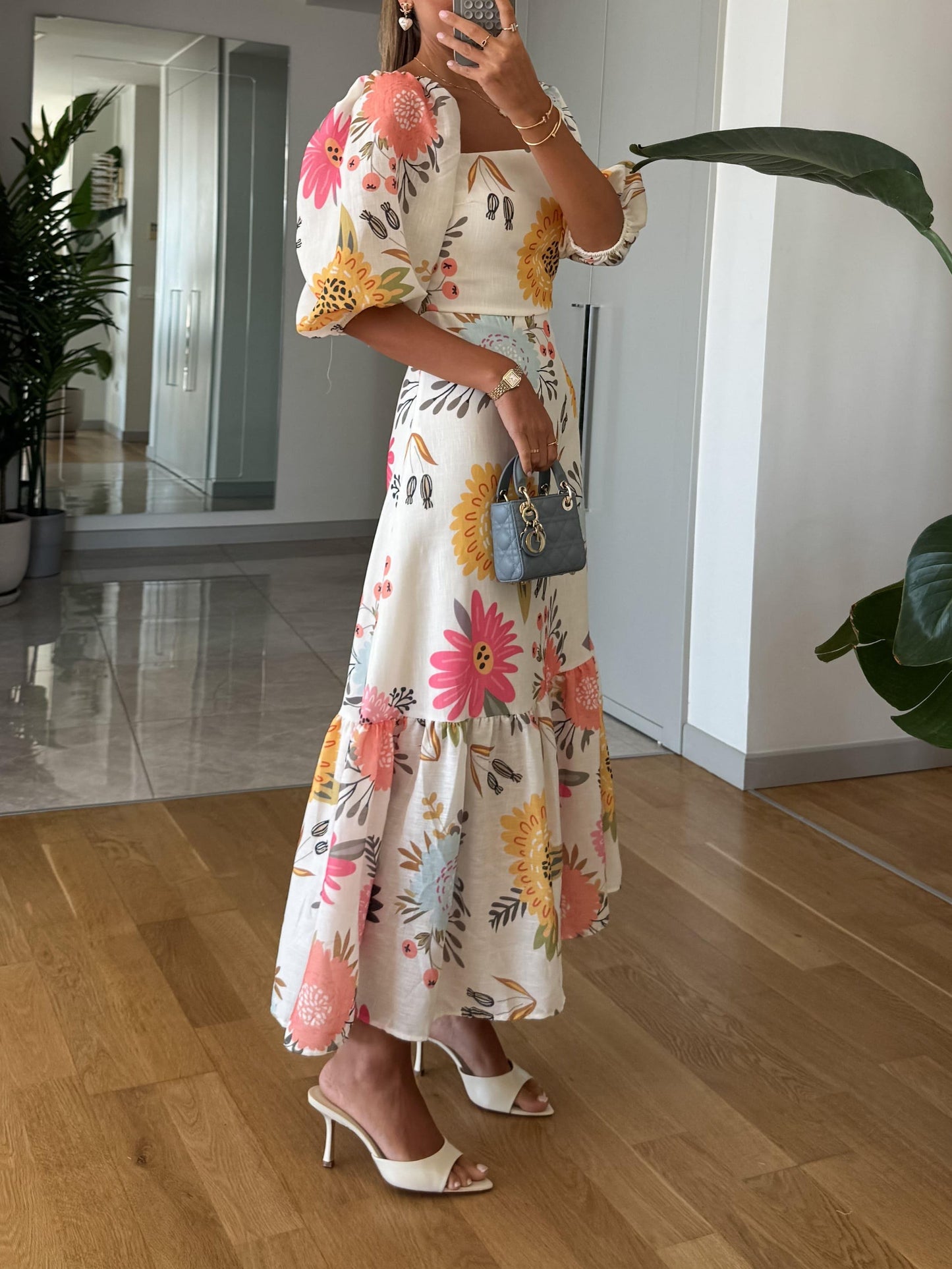 CAMILLE – ABITO CON MANICHE A SBUFFO DI ELEGANZA FLOREALE