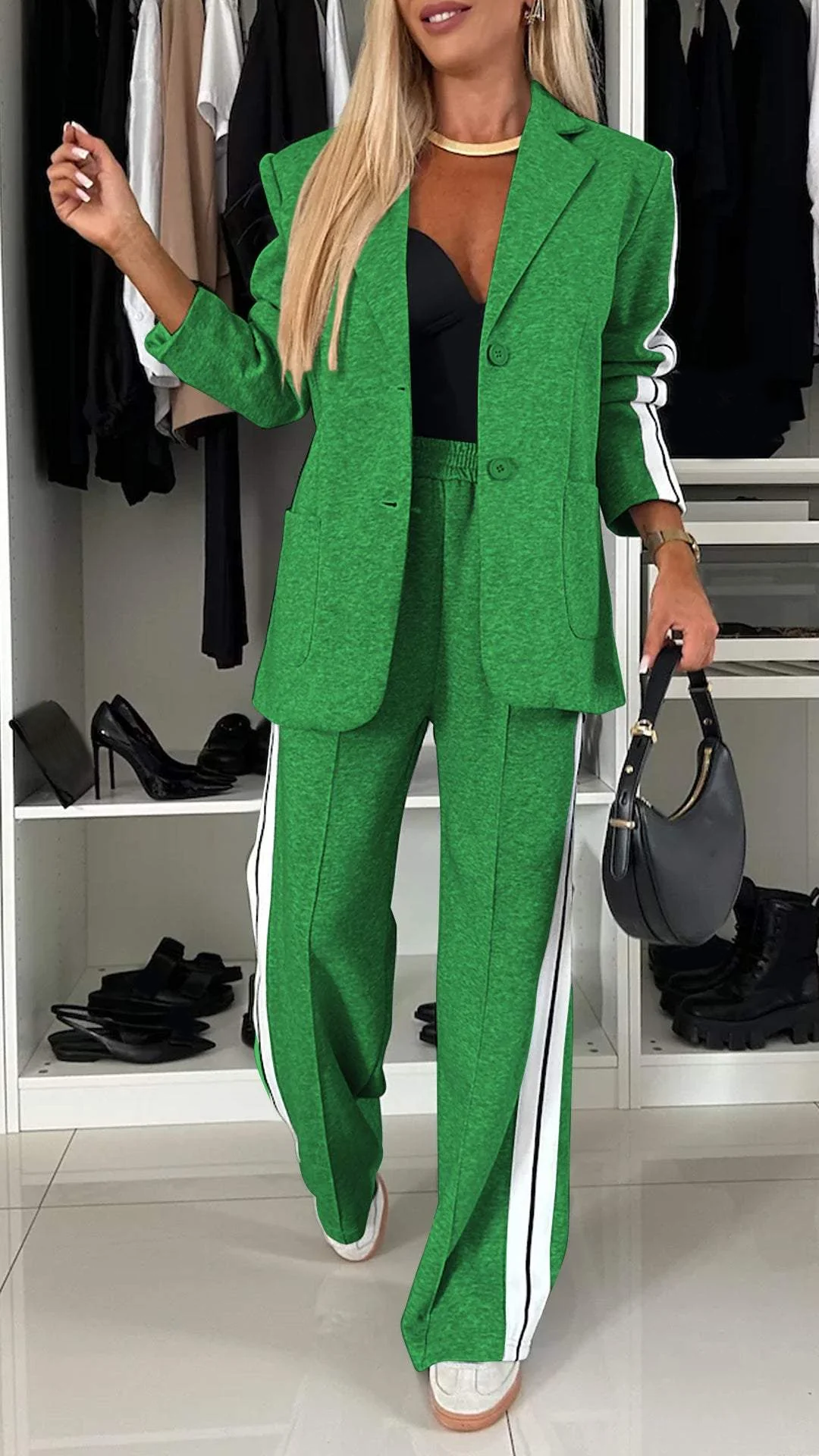 BRIELLE – SET DI BLAZER E JOGGER DEPORTIVO LUXE