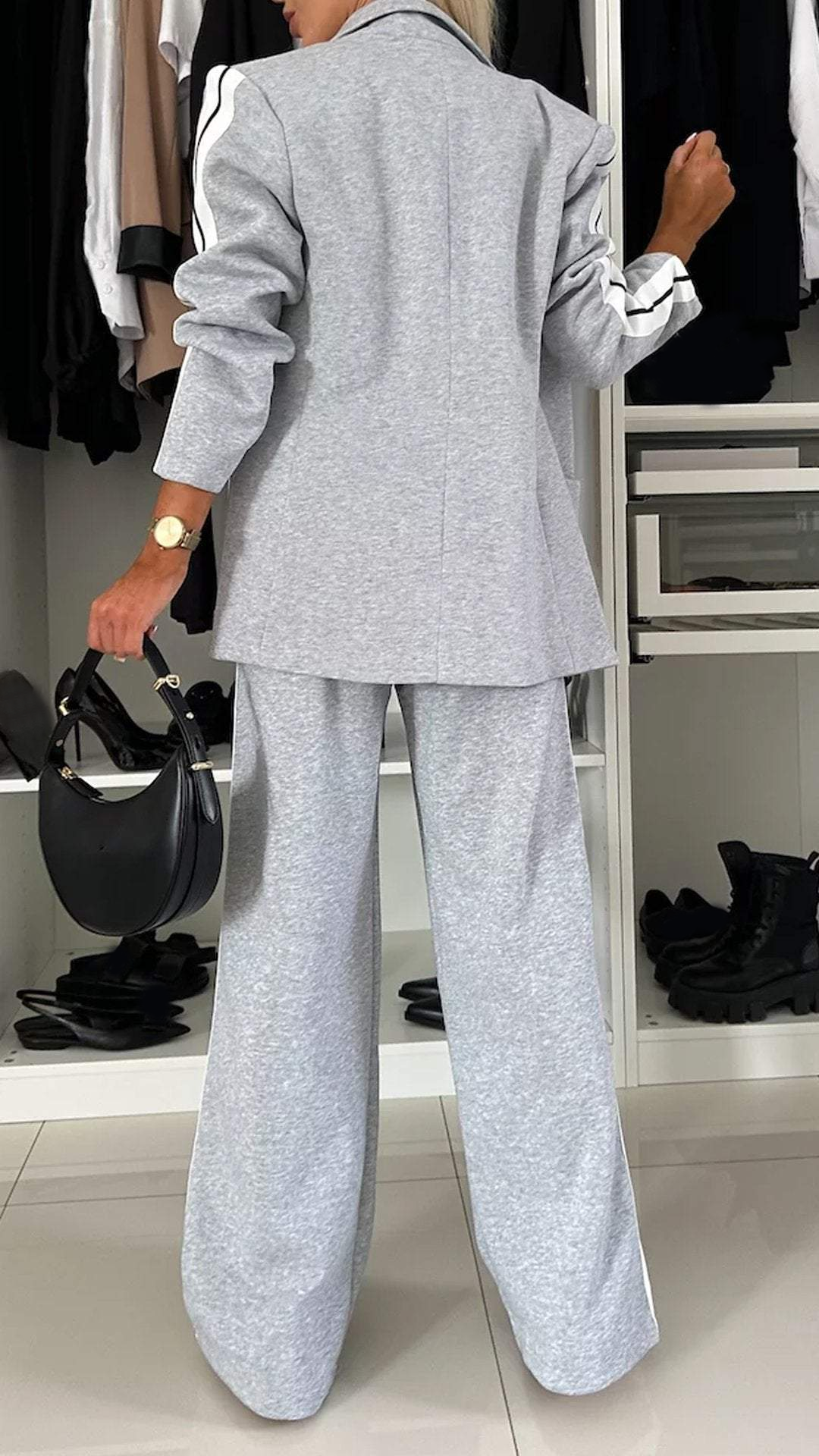BRIELLE – SET DI BLAZER E JOGGER DEPORTIVO LUXE