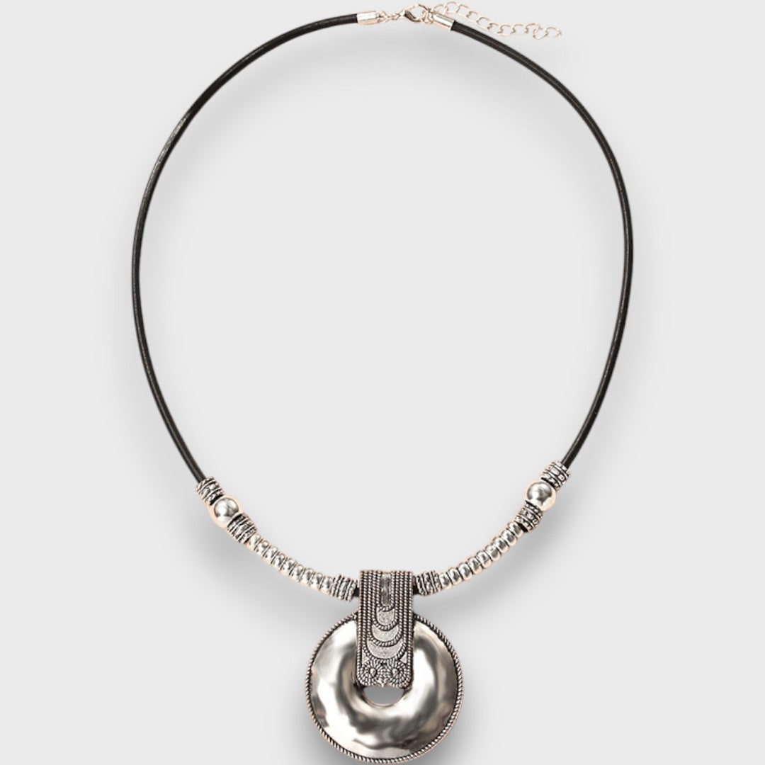 Selena – Collana boho vintage con ciondolo a forma di anello