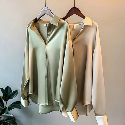 Celina – Blusa Classica di Bottoni
