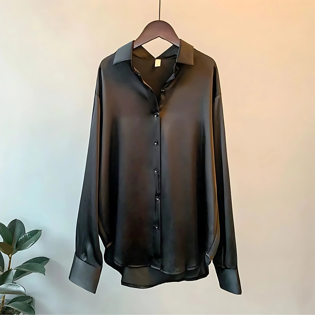 Celina – Blusa Classica di Bottoni