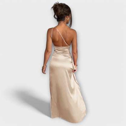 Abito Maxi Asimmetrico con Draping in un Brazo