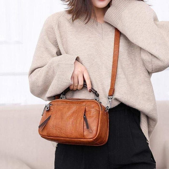 Finbjørg | Borsa Piccola e Versatile in Tonalità Cognac Dorato