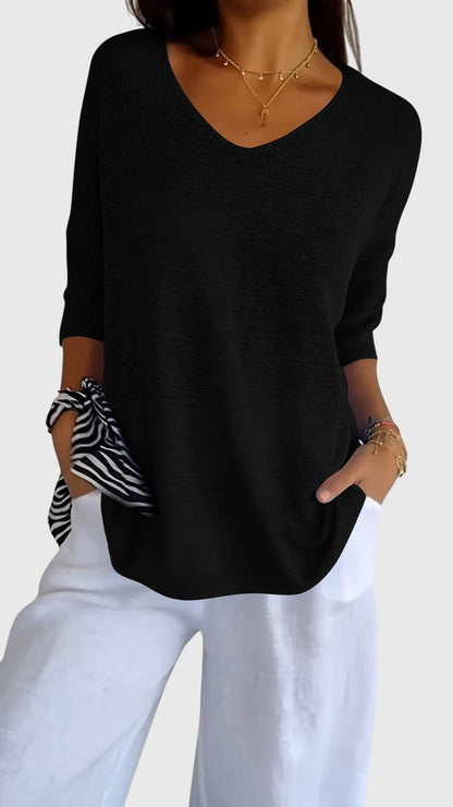 Cassandra™ | Top elegante di collo a V