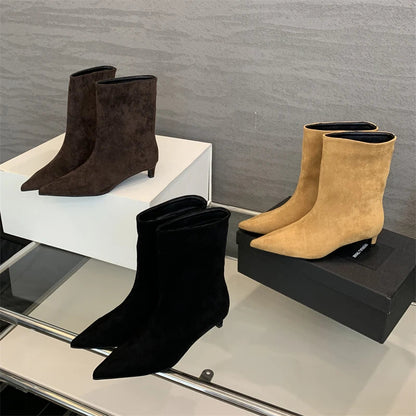 Stivali Maria – Eleganti Stivali di Camoscio Marrone