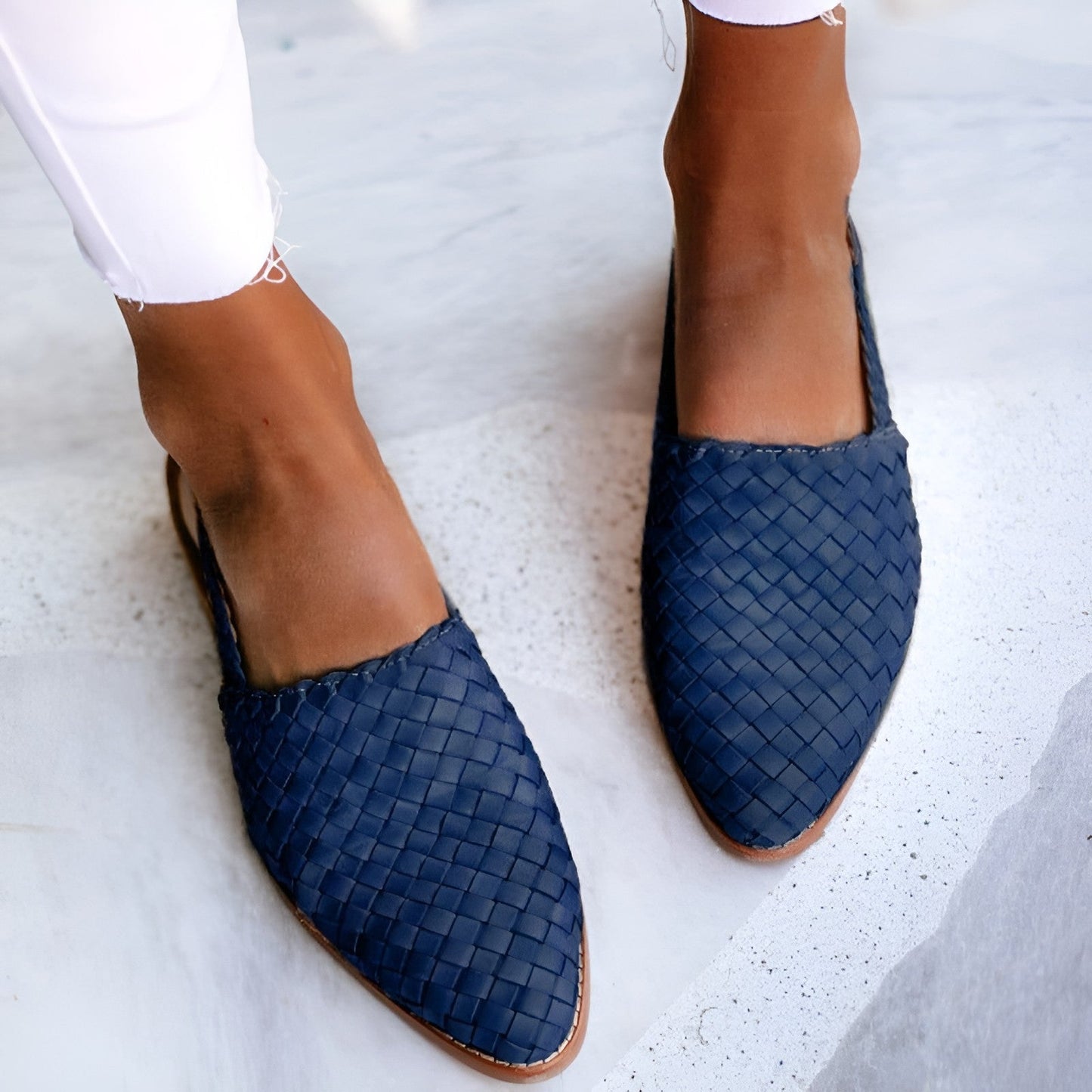 Whisper - Eleganti sandali in pelle trenzada per donna
