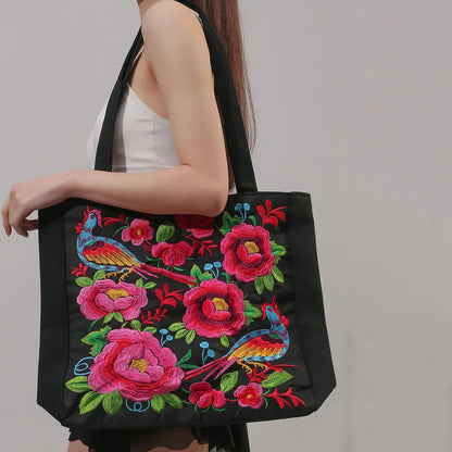 Ingleiv | Borsa a mano ricamata con espressione artistica