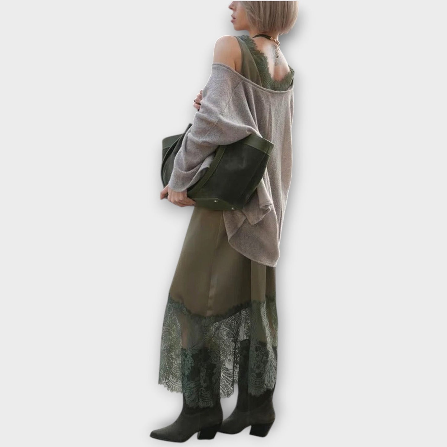 Gonna midi di Satin con Orlo di Pizzo e Maglione Rilassato