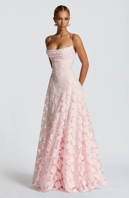 Lucina | Abito maxi di Eleganza Raffinata
