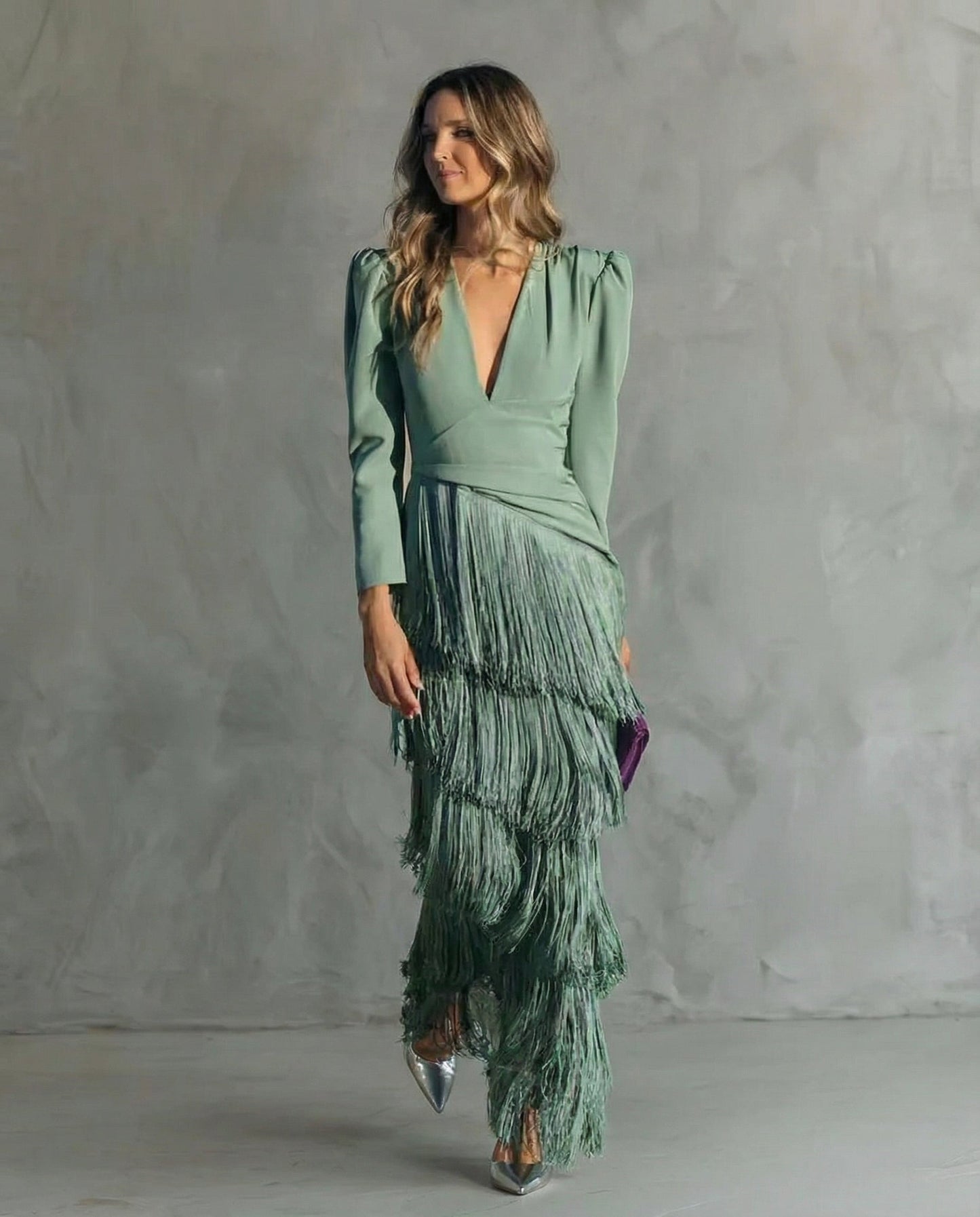 Clara ™ | Abito midi Elegante con Maniche di Frange