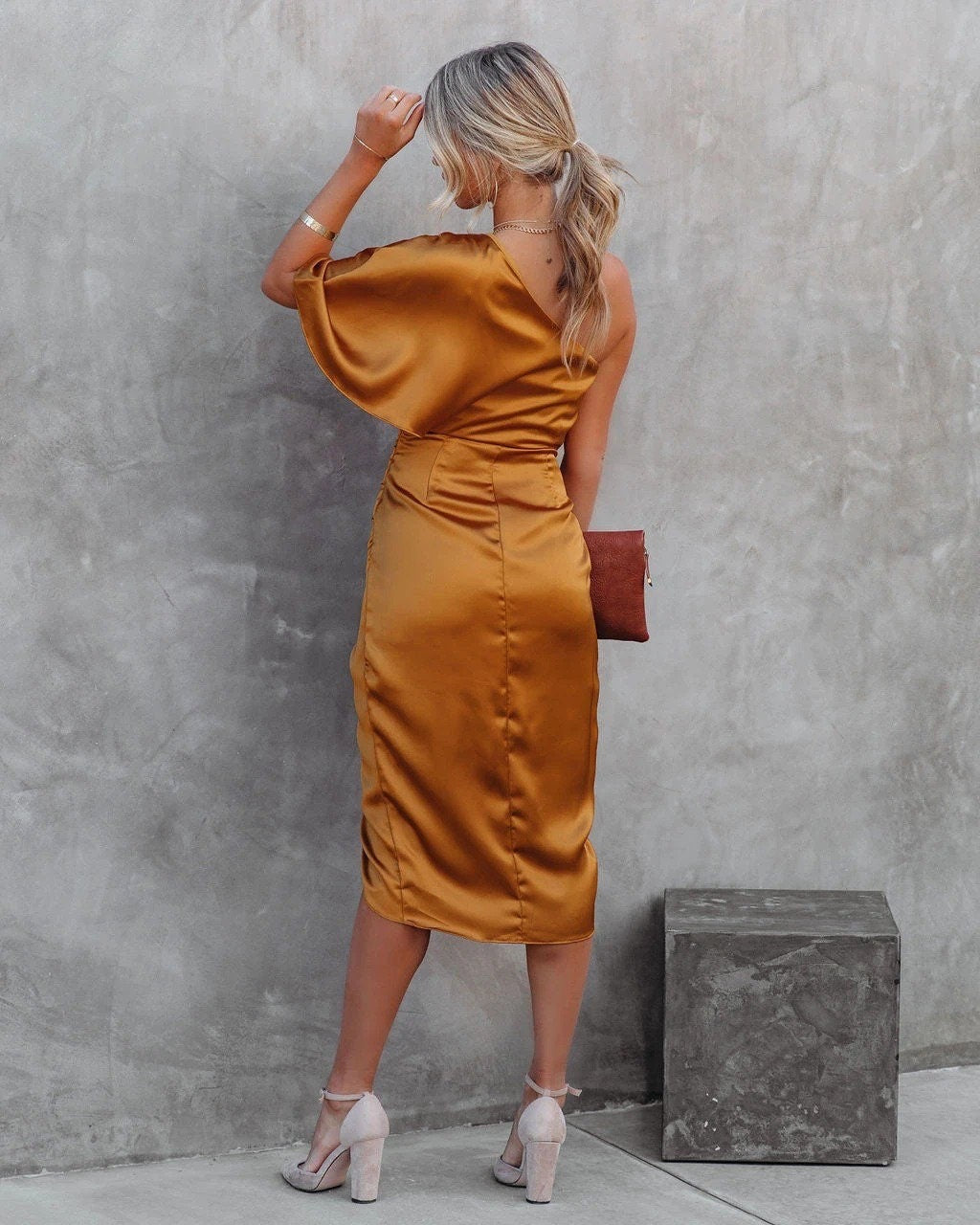 Kaelani | Abito di Raso Chic