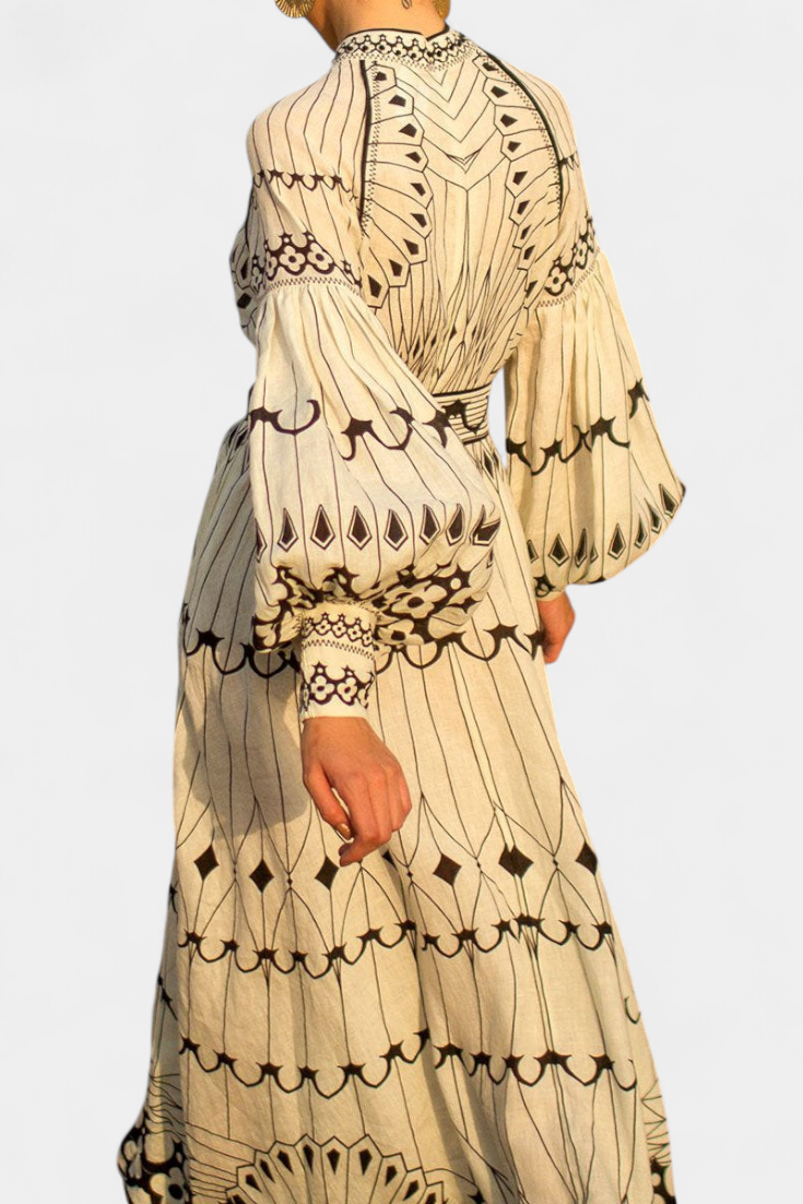Soria Abito maxi Bottone Ricamo di Stile Folk