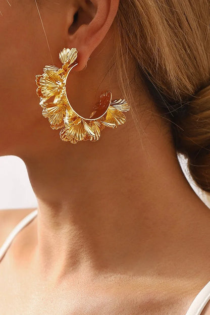 Hadley | Orecchini a C con design floreale