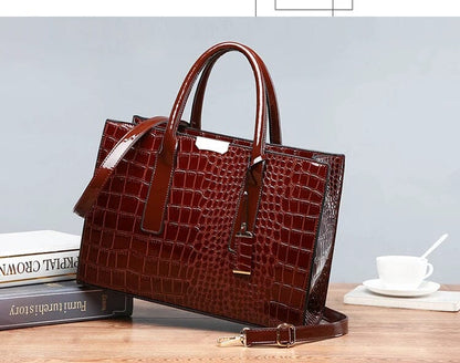 New York – Borsa a Mano in Pelle con Stampa Coccodrillo