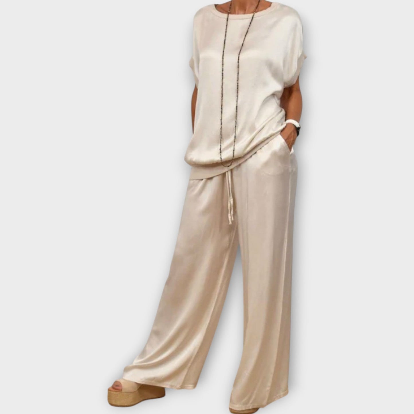 Set di Satin Luxe di Due pezzi