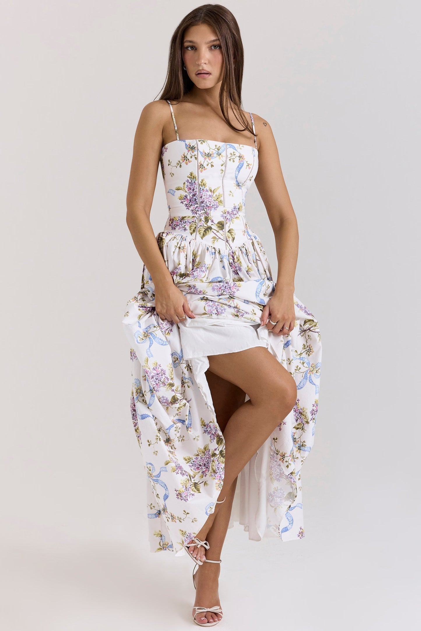 Kessara - Elegante Abito Maxi di Estate con Spalline Espagueti
